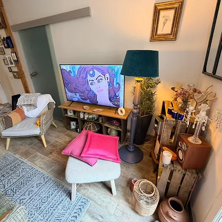 3 D Vigneronne Avec Patio Ferienhaus